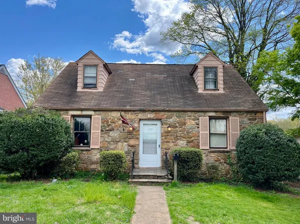 39 S Chestnut St, Warrenton, VA 20186