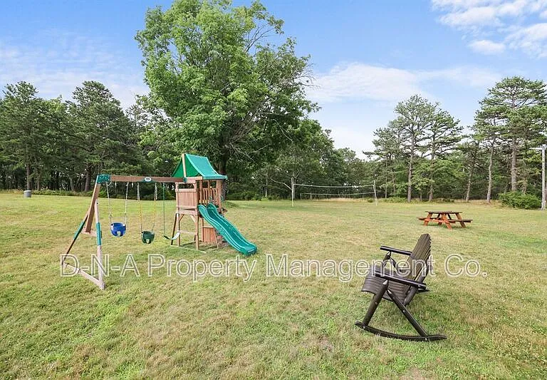 133 Montanesca Rd — Photo 11