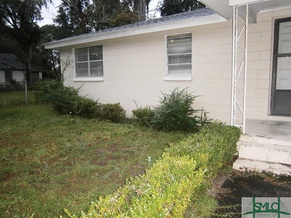 2nd image of 5150 Heriot St