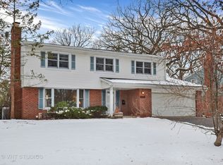 1136 Knollwood Rd, Deerfield, IL 60015