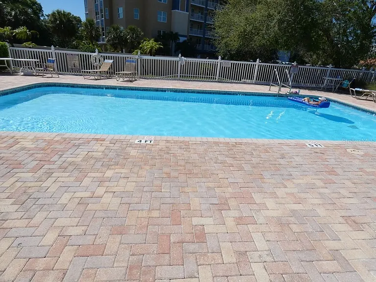 1050 Starkey Rd #405 — Photo 24