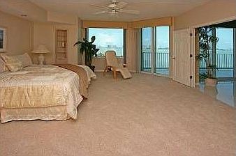 4th image of 2 Seaside Ln APT 702
