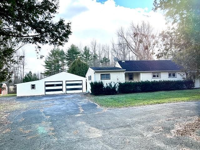 1st image of 92 Arnold Rd