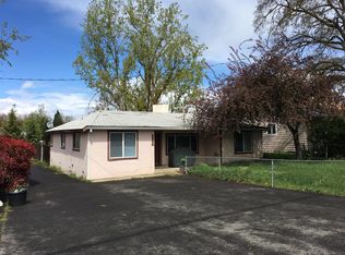 2525 E Barnett Rd, Medford, OR 97504