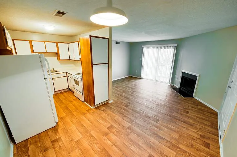 711 Farmhurst Drive Charlotte — Photo 4