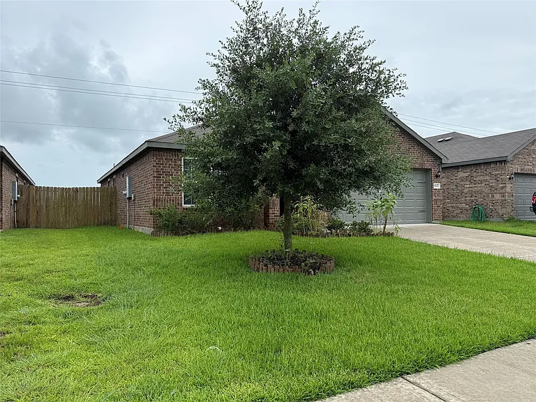 8002 Vacek Meadow Loop — Photo 2