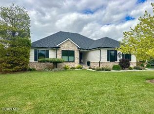 8530 Sylvania Metamora Rd, Sylvania, OH 43560