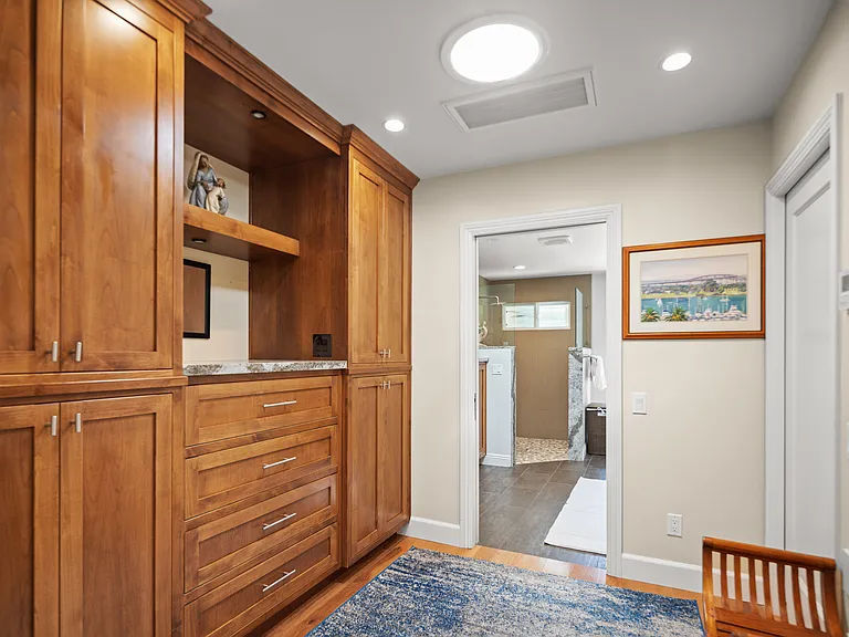 1040 Alameda Blvd — Photo 24