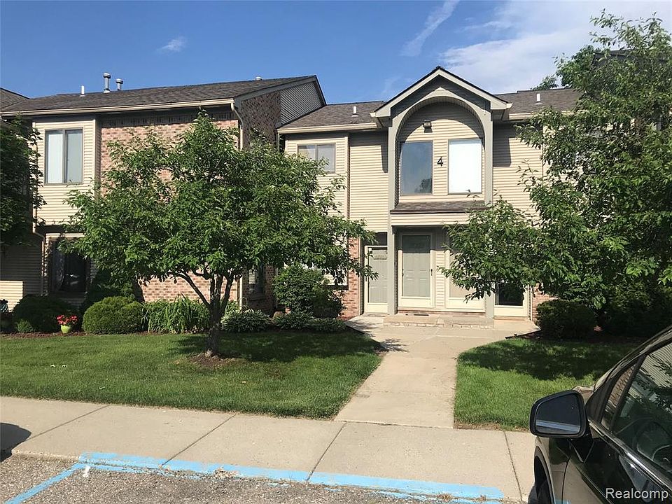 1st image of 42461 Lilley Pointe Dr #43
