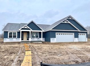 23223 Rocky Top Dr, South Bend, IN 46628