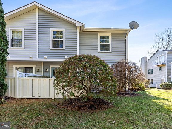 5th image of 13715 Creola Ct #185