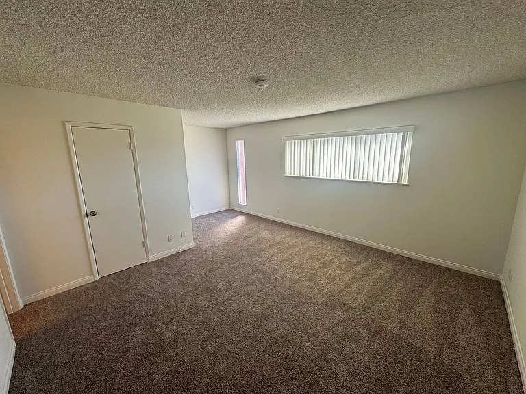 3135 Harbor Blvd — Photo 20
