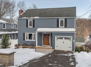 33 Midland Dr, Morristown, NJ