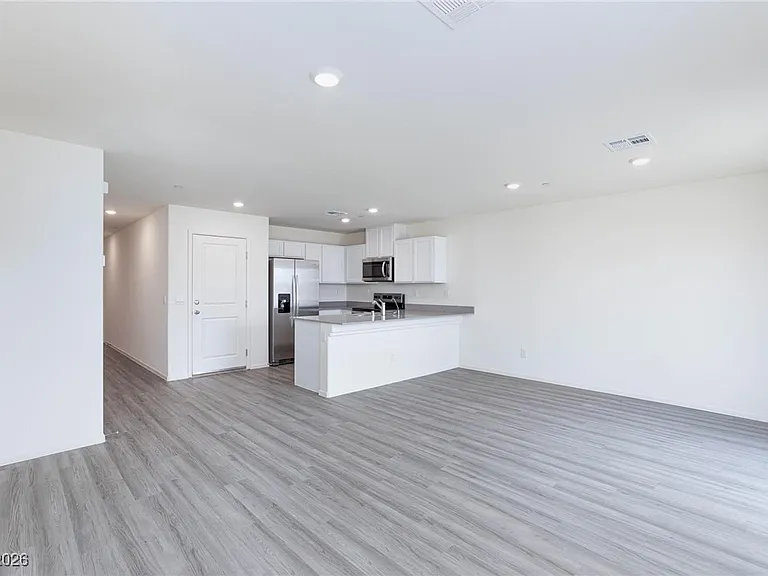 6085 Lily Garden St — Photo 12