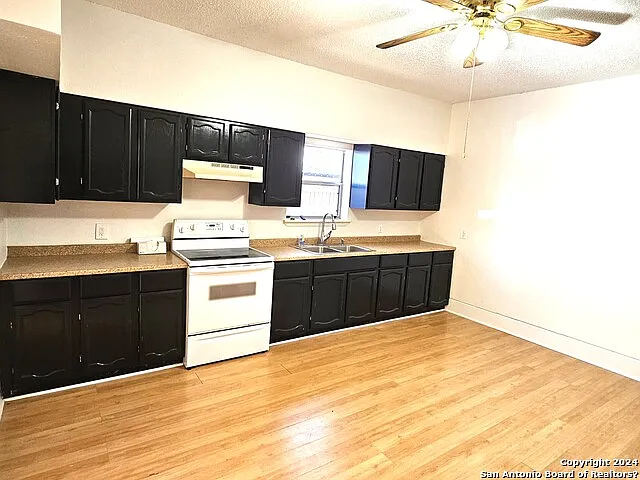 101 Santa Clara St — Photo 13