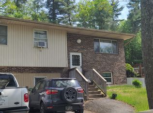 2542 Highview Dr, Brodheadsville, PA