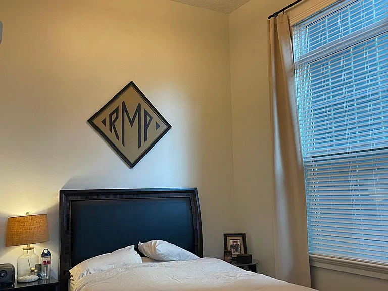 4716 Annunciation St #1E — Photo 7