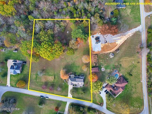 5th image of 1803 Fox Trail Dr