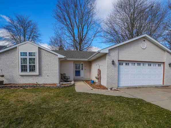 613 Diversatech Dr N, Manteno, IL 60950