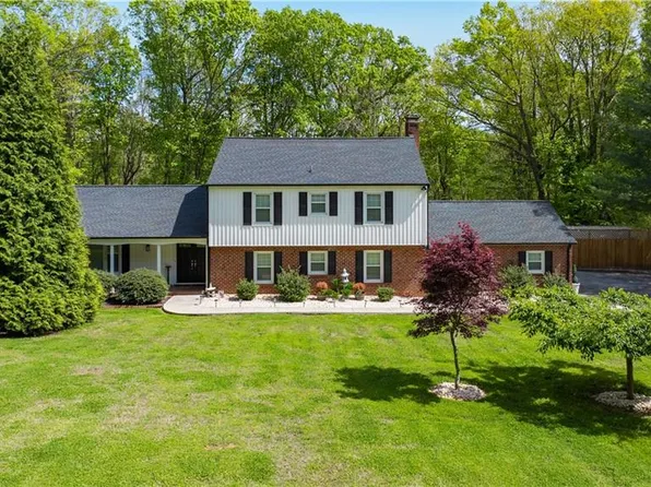 1074 N Rockridge Rd, Asheboro, NC 27205