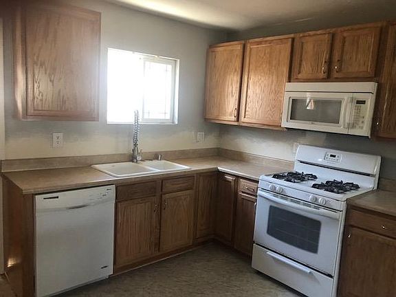 4th image of 1326 W 220th St