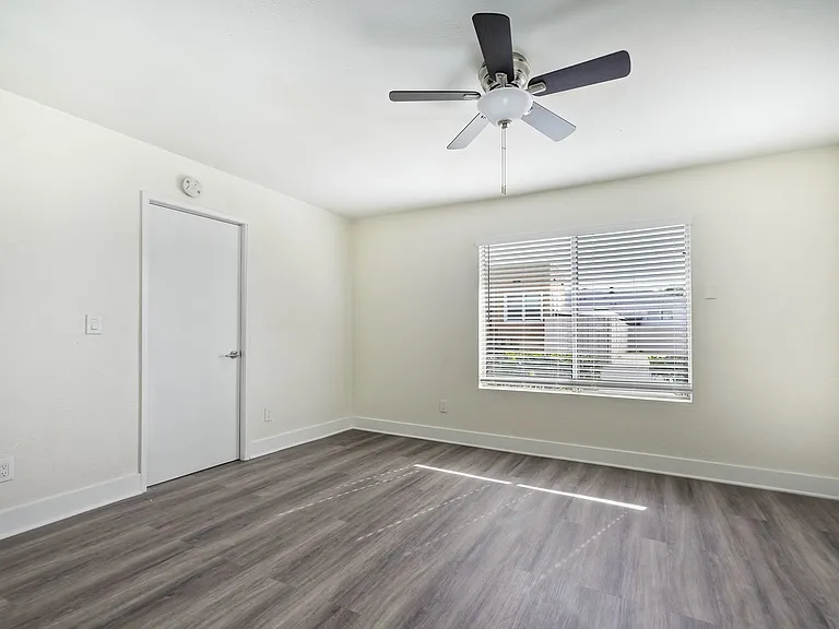552 Van Houten Ave #A — Photo 12