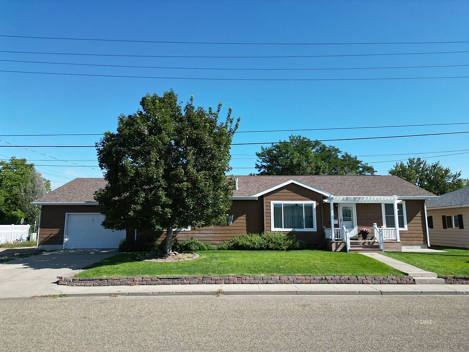 1st image of 210 Clay St