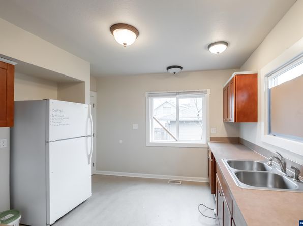 salem-oregon-448719398 picture