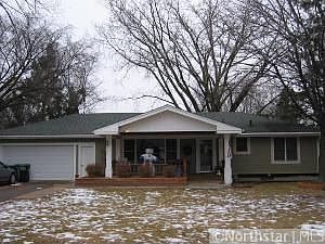 1st image of 16940 17th Ave N
