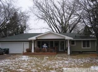 16940 17th Ave N, Plymouth, MN 55447