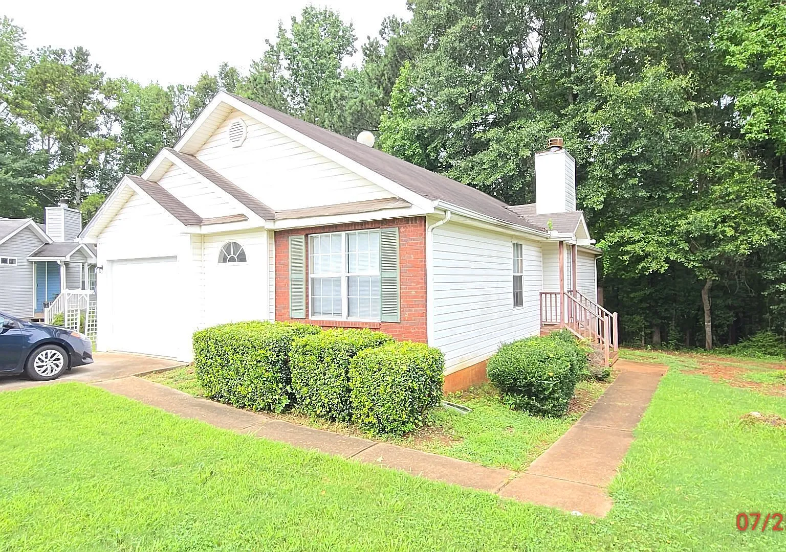 3 bed, 2.0 bath, 1113 sqft, $1,600 — Photo 1