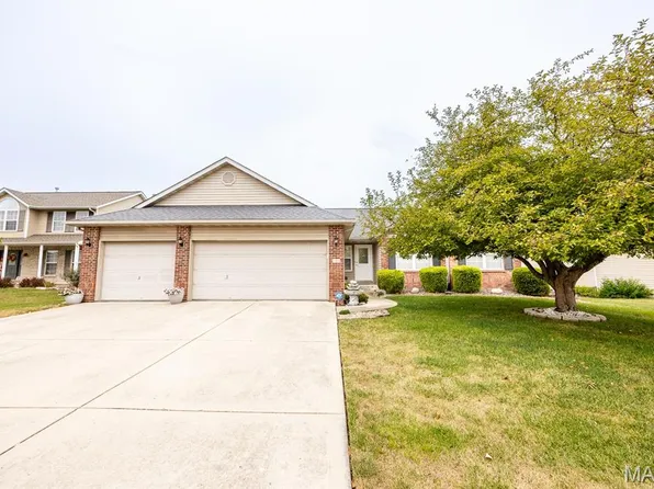 109 Sunnybrooke, Troy, IL 62294