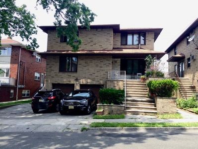 229 8th St, Palisades Park, NJ, 07650