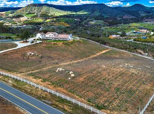 23920 La Vella Rd, Temecula, CA 92590