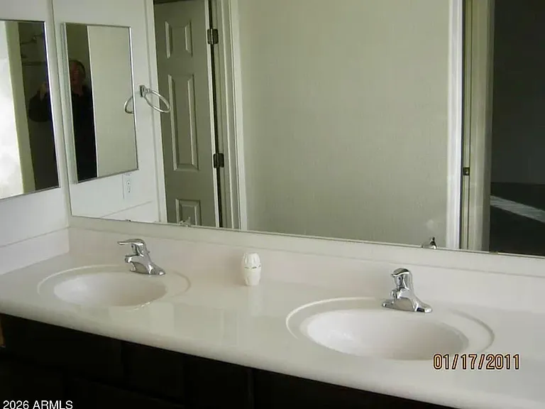 4057 E Karsten Dr — Photo 8