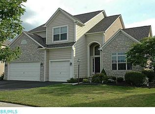 3389 Winding Woods Dr, Powell, OH