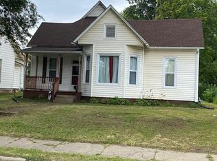569 S English Ave, Marshall, MO 65340