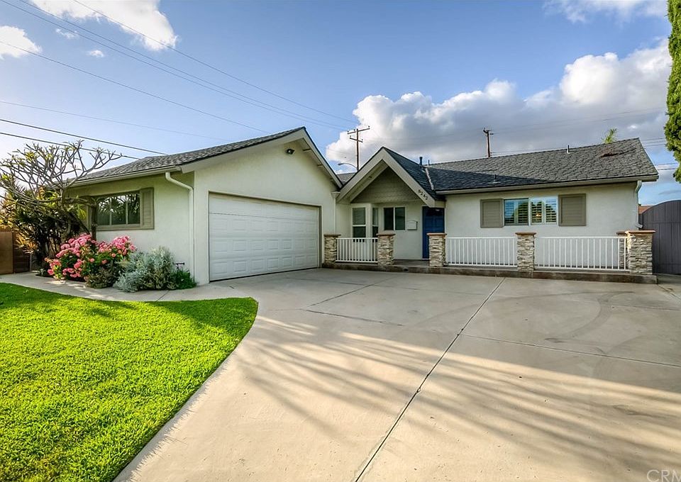 2nd image of 8242 Monique Way