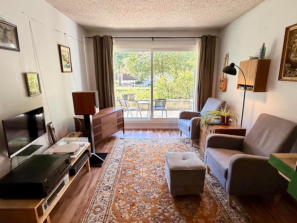1st image of 9952 149th St #108