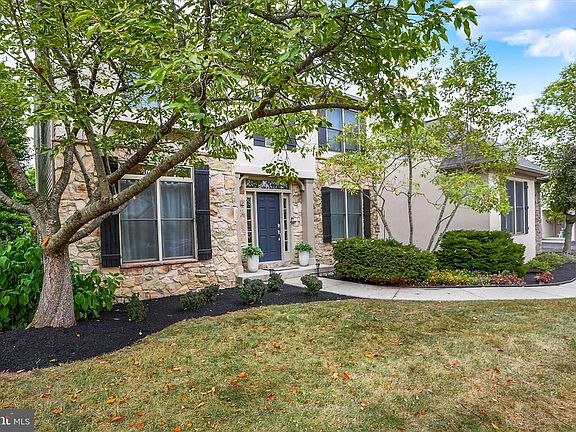 5th image of 1140 Windsor Rd