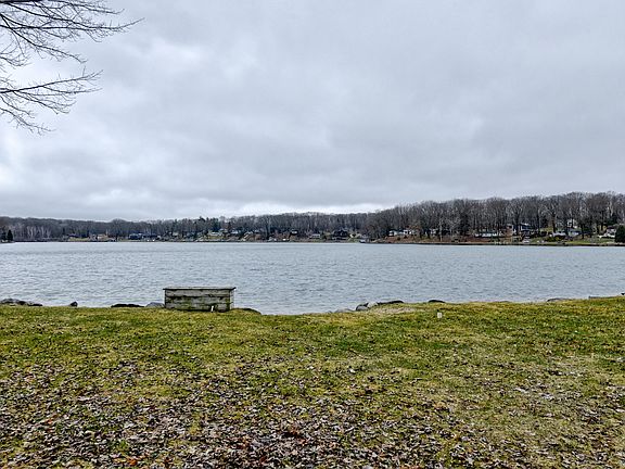 4th image of 9471 Peninsula Dr