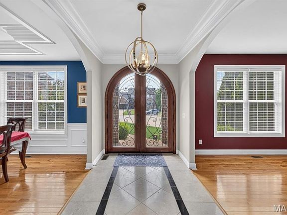 5th image of 31 Pinewood Ct