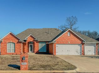 10500 Turnberry Ln, Oklahoma City, OK 73170