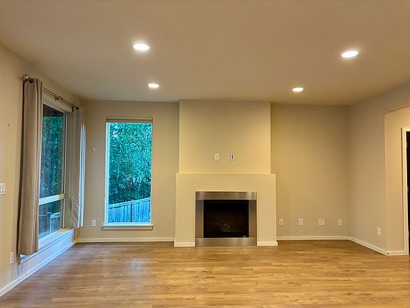 Living without furniture