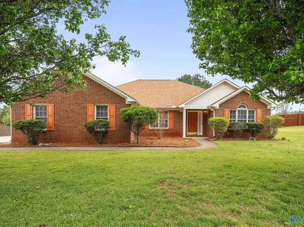 249 Vine Cliff Dr, Harvest, AL 35749