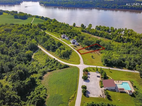 204 Quarry Rd, Golden Eagle, IL 62036