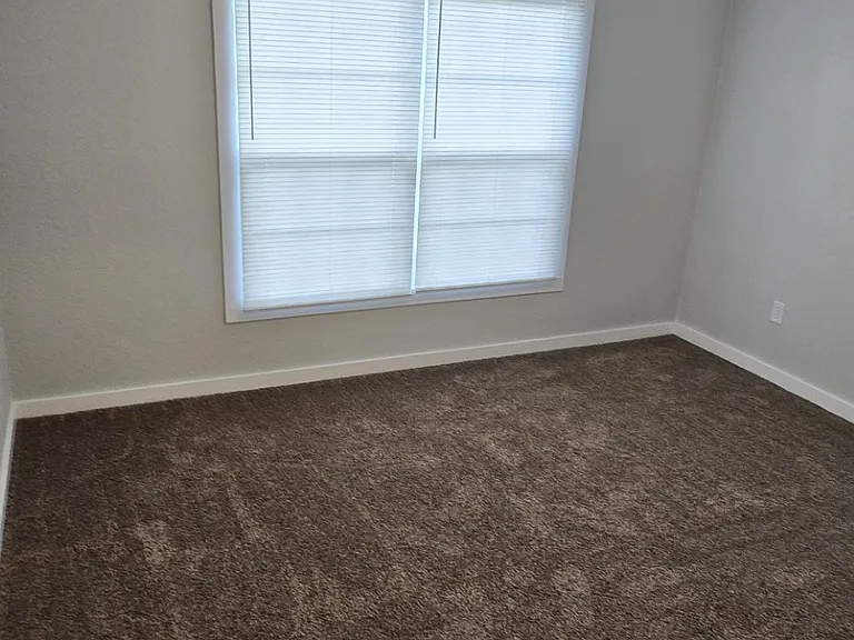4310 Blankenship St — Photo 6