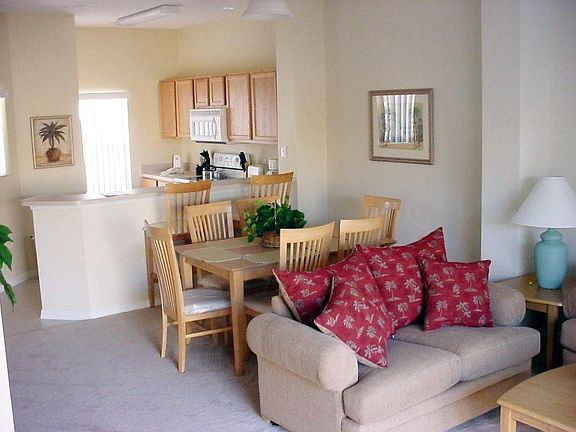 3rd image of 4727 Vero Beach Pl