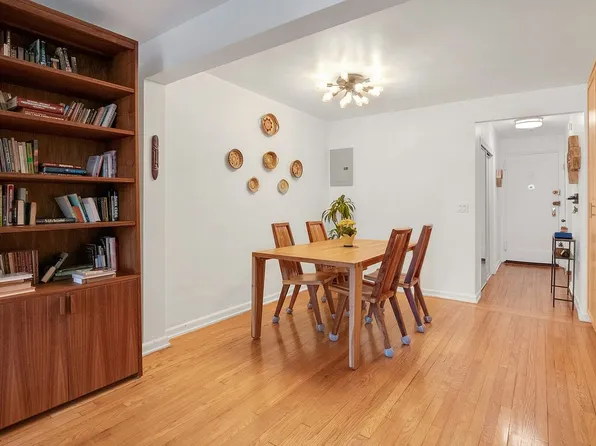 445 W 240th St APT 6A, Bronx, NY 10463