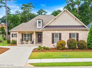 7132 Arbor Oaks Dr, Wilmington, NC 28411